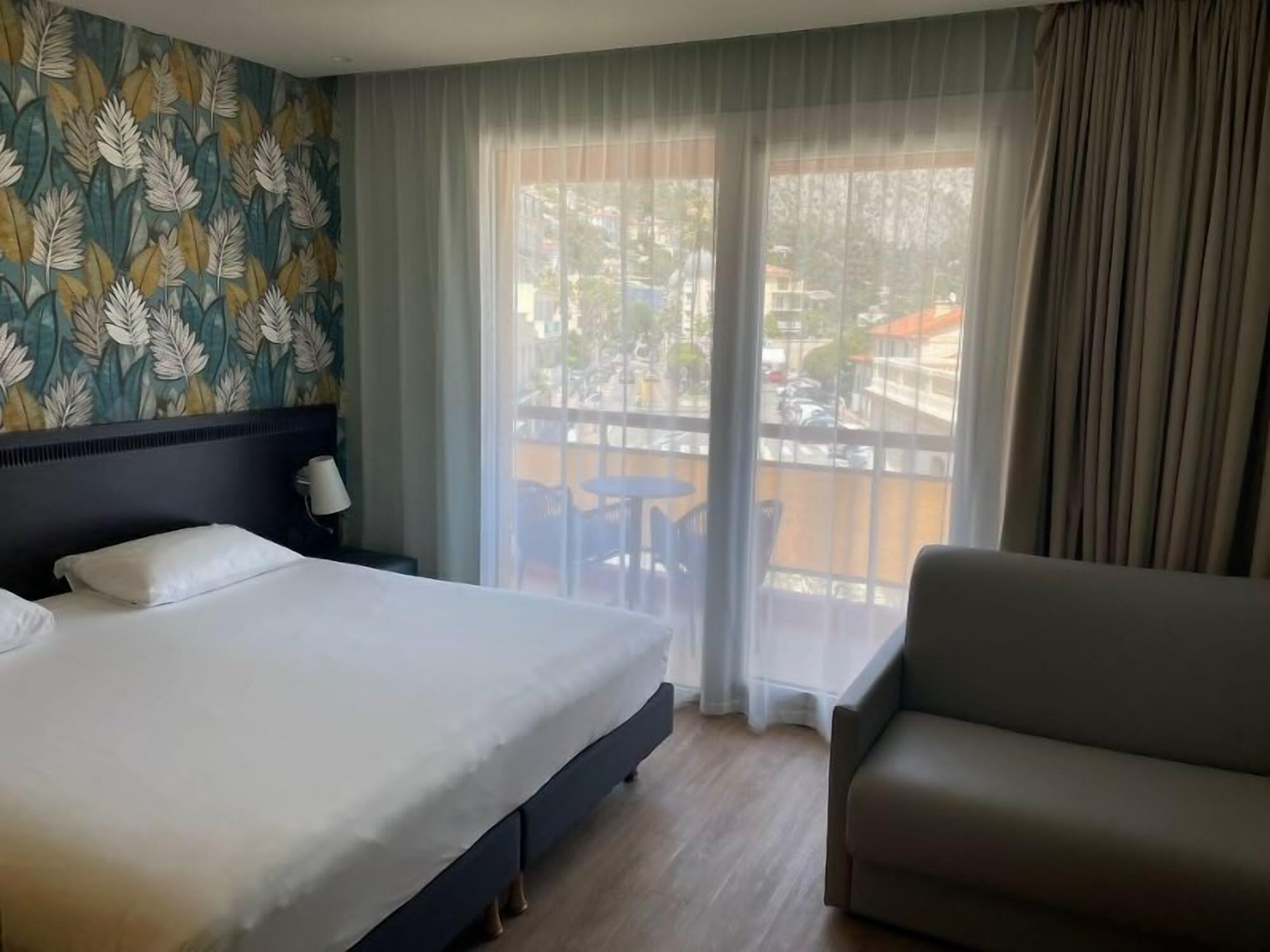Ibis Styles Beaulieu Sur Mer Beaulieu-sur-Mer Exterior foto